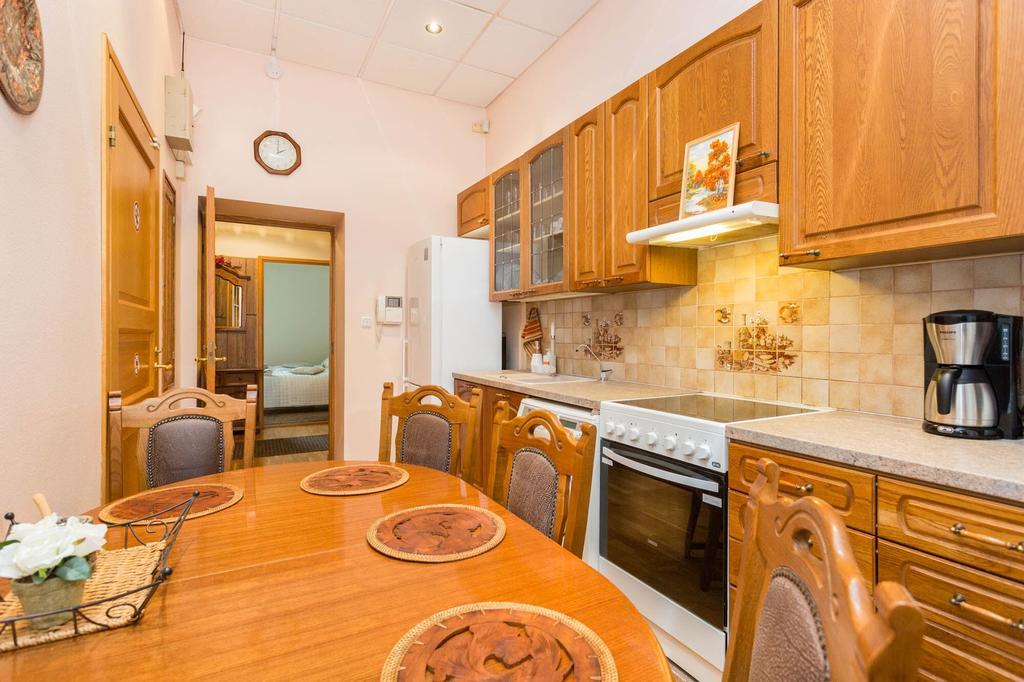 Orchid Apartment Old Town Talin Exterior foto