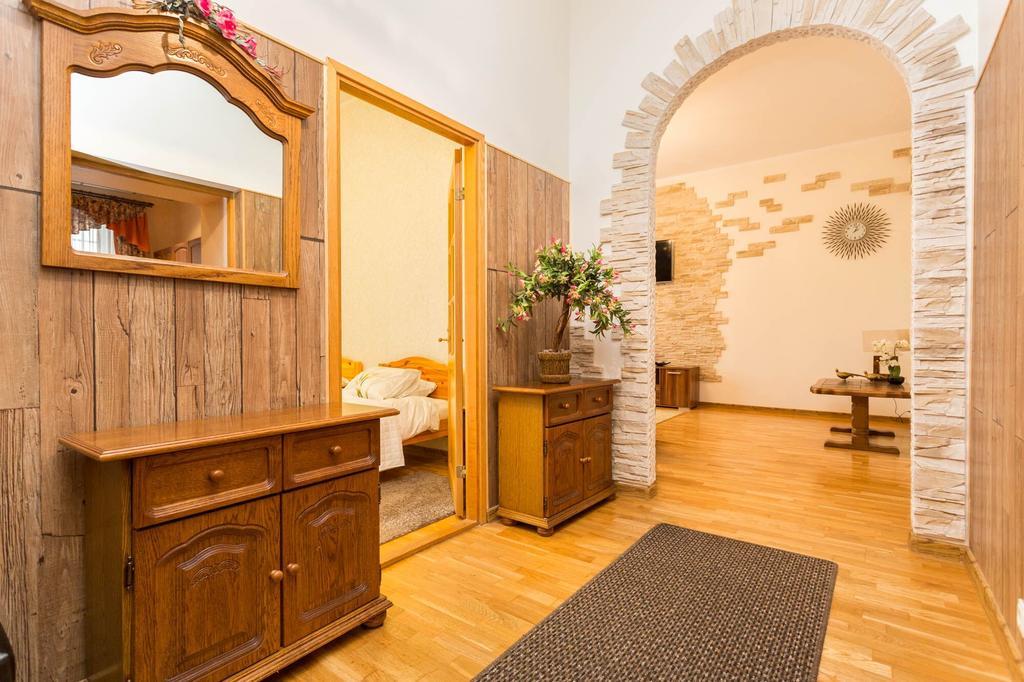 Orchid Apartment Old Town Talin Exterior foto