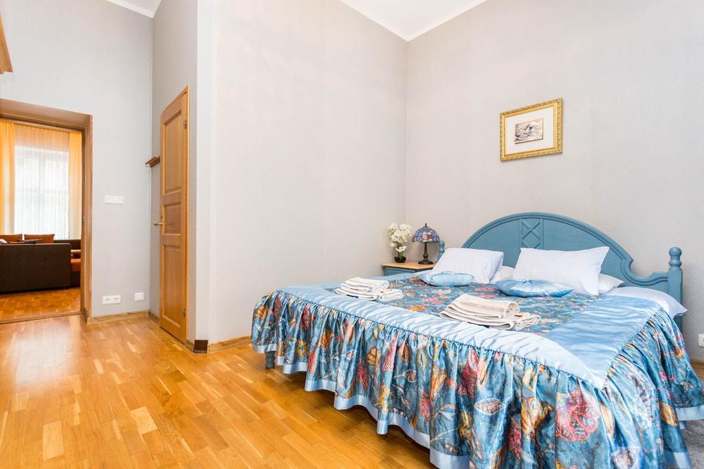 Orchid Apartment Old Town Talin Exterior foto